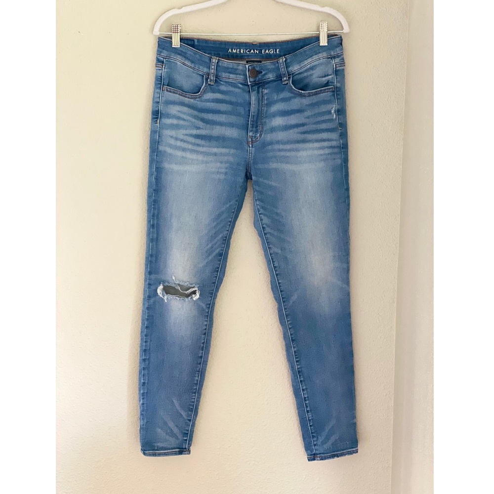 AE Super Stretch Jegging size 12 regular medium wash